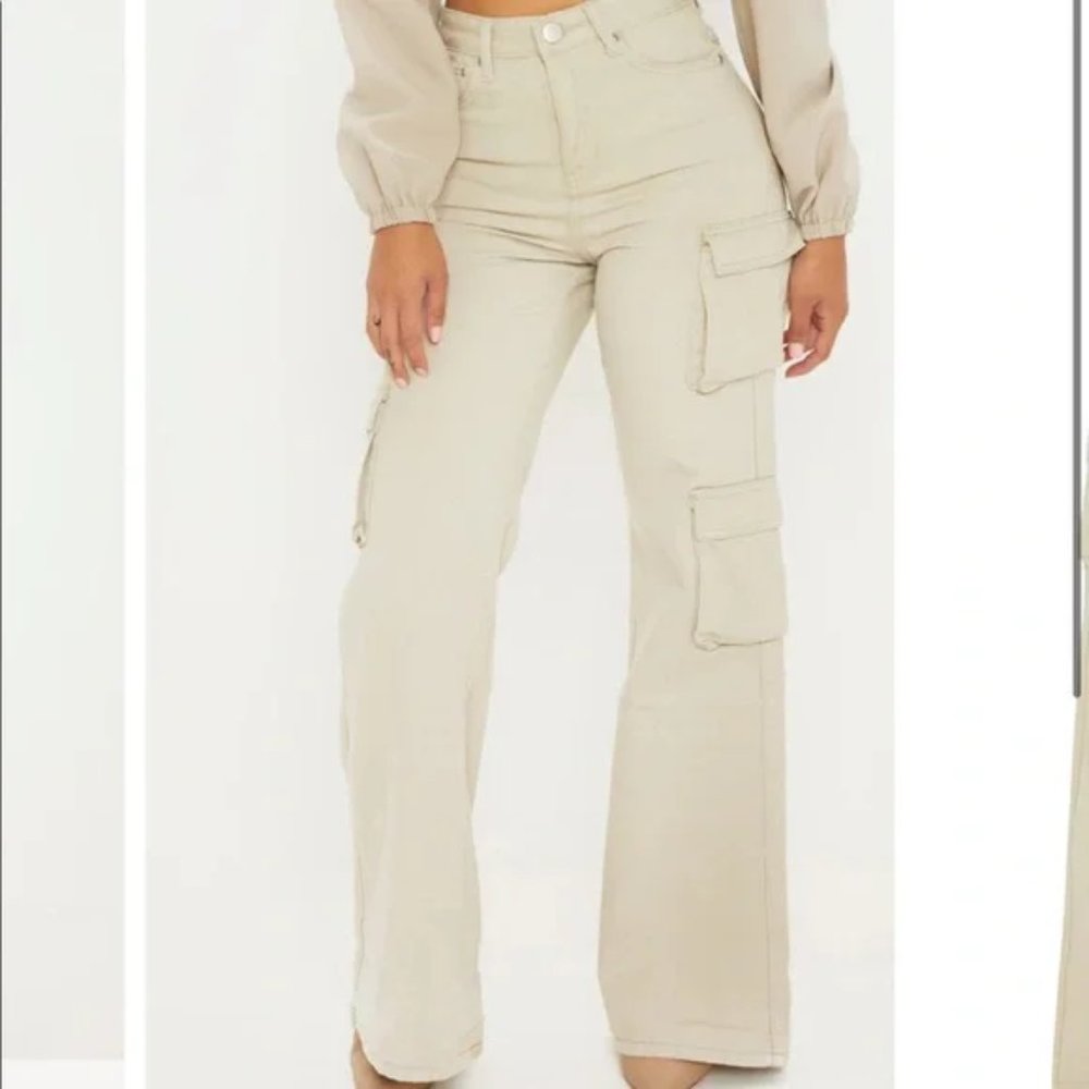 Petite Stone Wide Leg Cargo Pocket Jeans